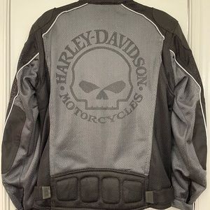 Men’s small authentic Harley Davidson summer riding jacket.